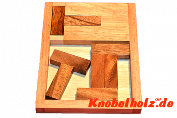 4 T Puzzle Box 2 Holz Knobelspiel in Holzbox mit den Maßen 15,0 x 11,0 x 2,0 cm samanea wooden brain teaser 