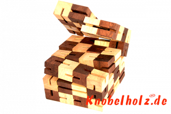 Free Style 64 Cube Puzzle verschiedene Figuren puzzeln mit einem Würfel aus Holz in den Maßen 8,0 x 8,0 x 8,0 cm, monkey pod puzzle